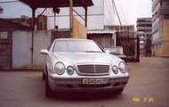 Mercedes-Benz CLK W208